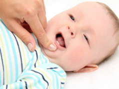 Diş Çıkartan Bebeğime Nasıl Yardımcı Olabilirim?