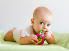 Bebeklerde Diş Çıkarma Belirtileri Nelerdir?