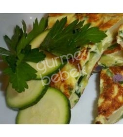 Kabaklı omlet Kabaklı omlet
